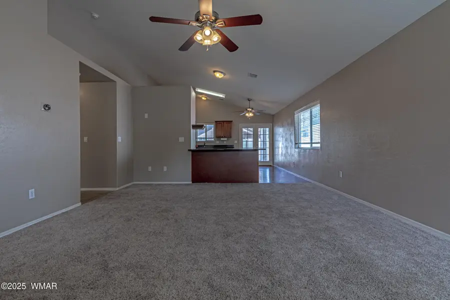 261 N Canyon Loop, Show Low, AZ 85901 - Image #2