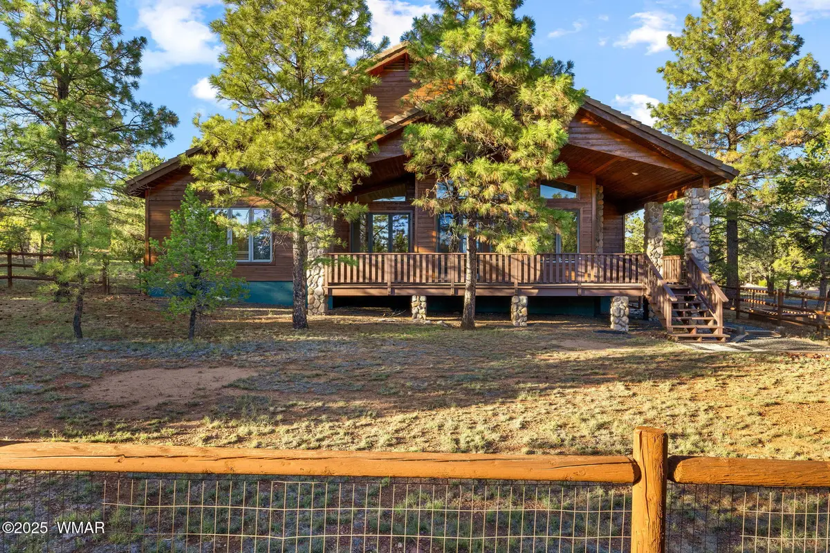 2758 Jaguar Circle, Overgaard, AZ 85933 - Image #1