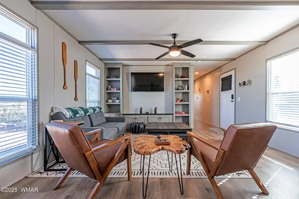 8716 Cox Drive, Show Low, AZ 85901