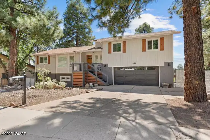 1675 E Appalachian Road, Flagstaff, AZ 86004 - Image #1