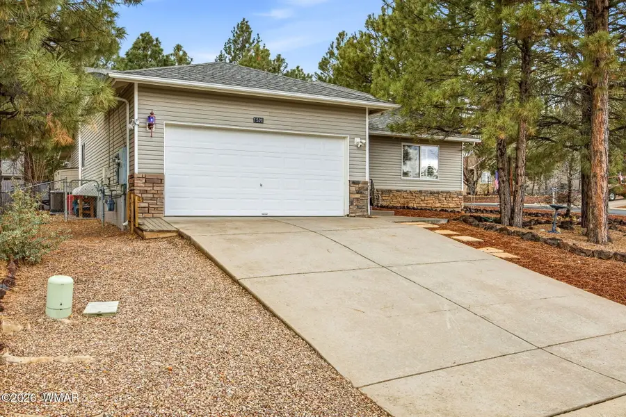 1521 W Gardner Street, Show Low, AZ 85901 - #3