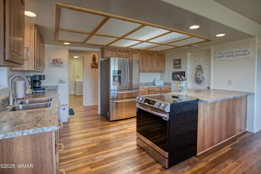 380 N 18th Place, Show Low, AZ 85901 - Image #3