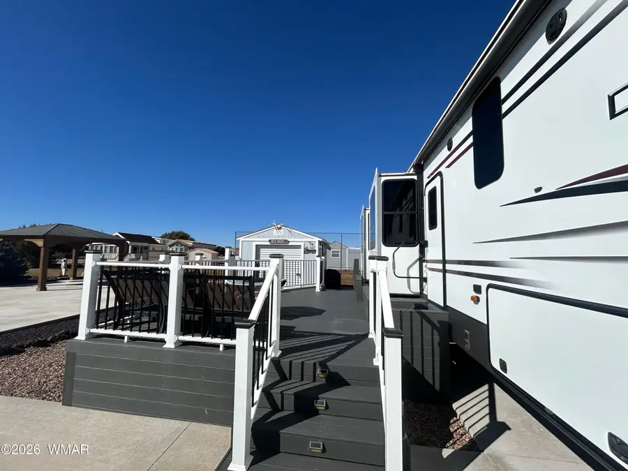 8286 Lake Shore Drive, Show Low, AZ 85901 - Image #2