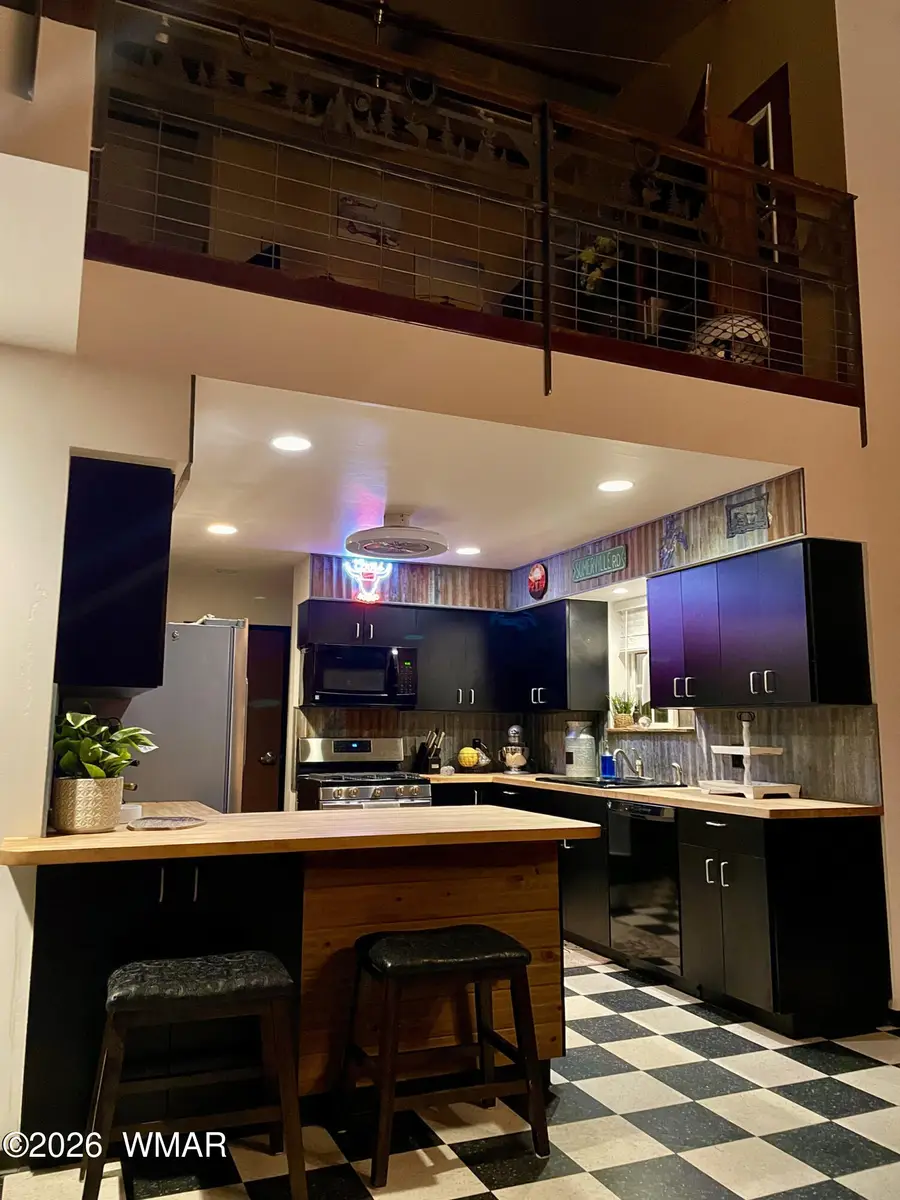 2869 Mustang Trail, Overgaard, AZ 85933 - #3