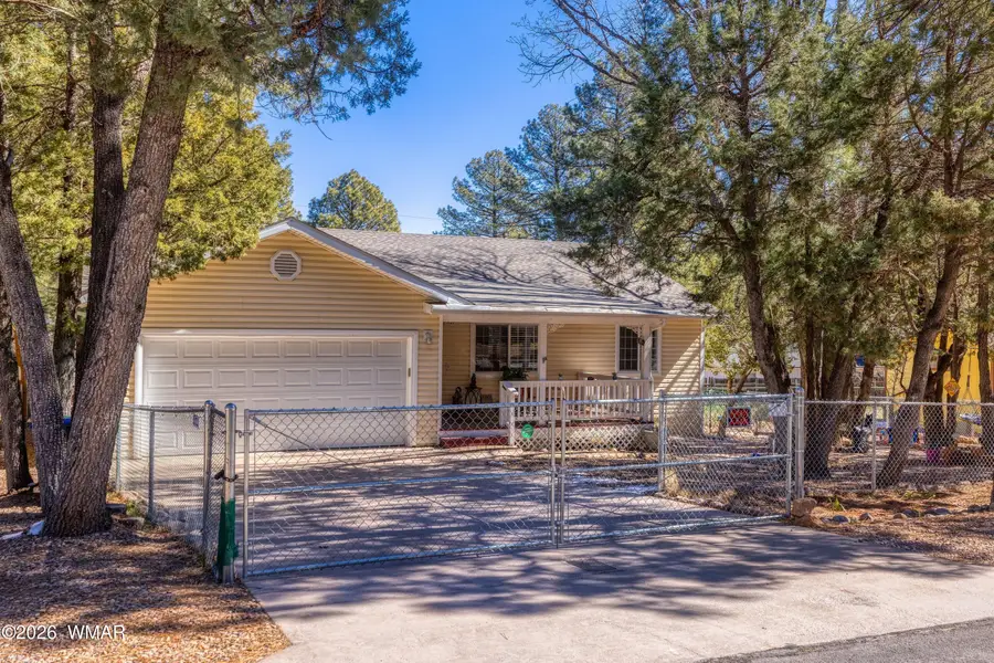 921 N 35th Avenue, Show Low, AZ 85901 - #2