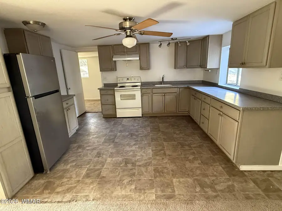 2058 Pinehaven Lane, Overgaard, AZ 85933 - #3