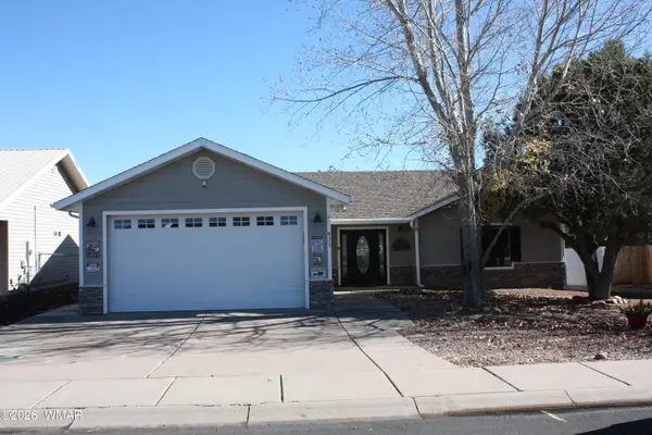 933 S Fox Hunt, Show Low, AZ 85901