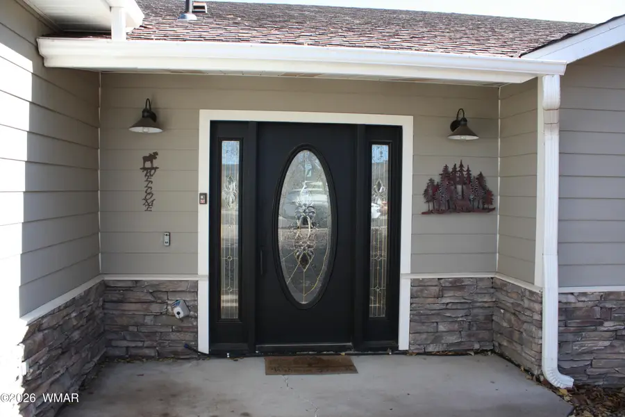 933 S Fox Hunt, Show Low, AZ 85901 - #2