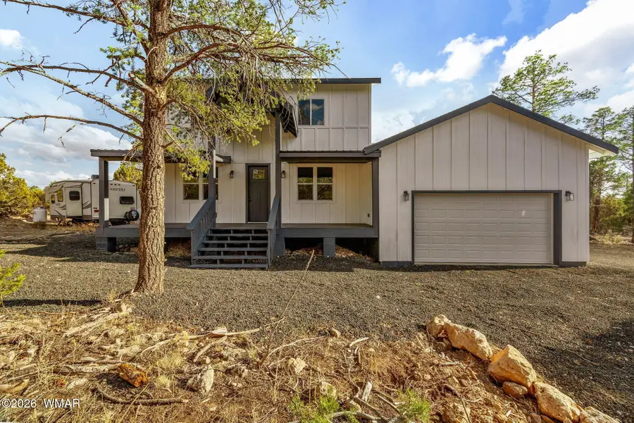 2845 Mustang Trail, Overgaard, AZ 85933 - #2