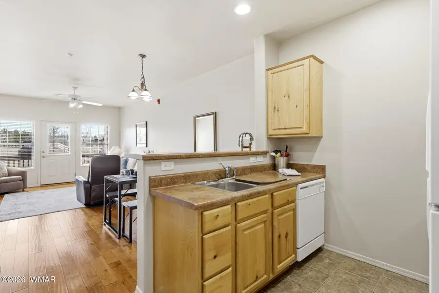 2351 Quarter Horse Trail, Overgaard, AZ 85933 - #2