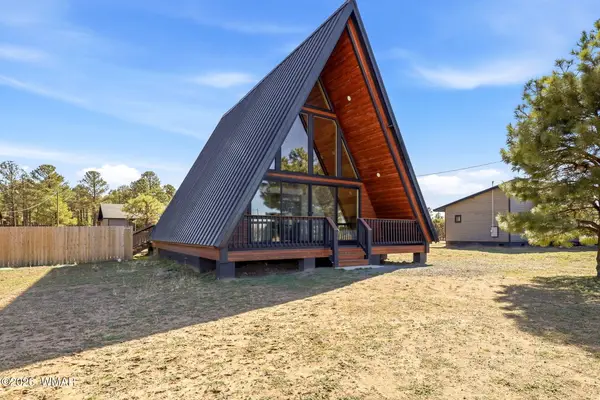 2281 Meadow Lane, Overgaard, AZ 85933