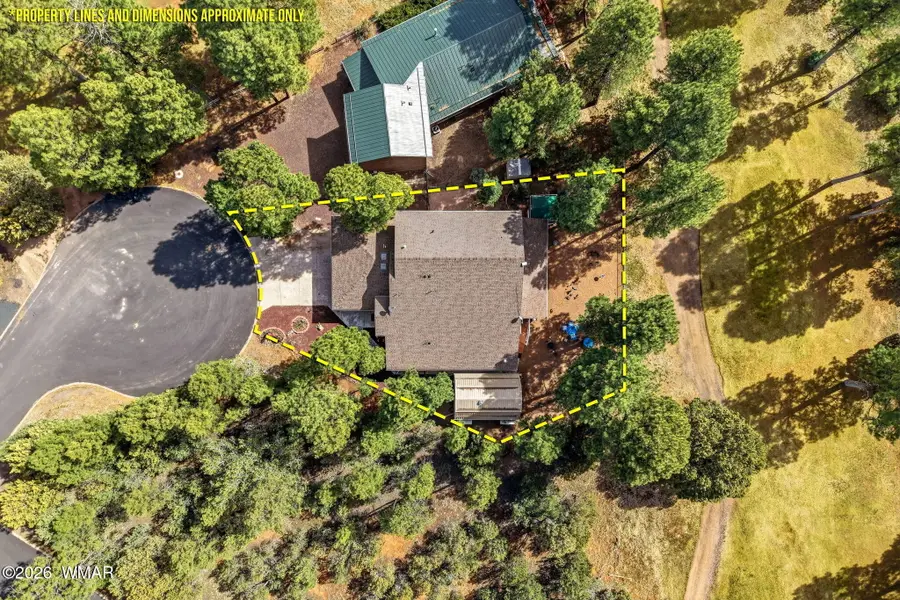 320 N 34th Drive, Show Low, AZ 85901 - #2