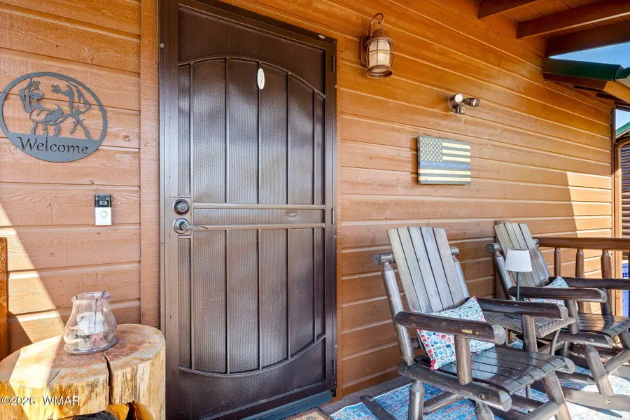 2660 Palomino Trail, Overgaard, AZ 85933 - #2