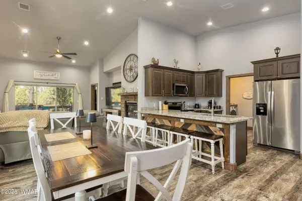 2940 W Villa Loop, Show Low, AZ 85901