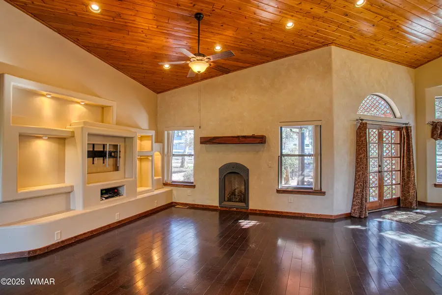 1091 N 22nd Avenue, Show Low, AZ 85901 - #3