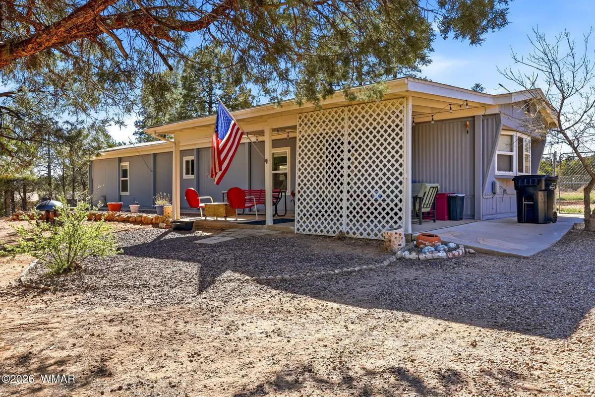 2800 Mogollon Drive, Overgaard, AZ 85933 - #1