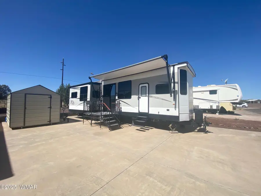8211 Lake Shore Drive, Show Low, AZ 85901 - #2
