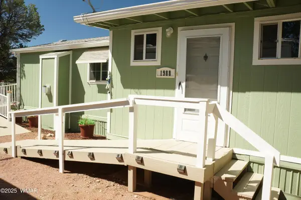 1988 Bradley Lane, Overgaard, AZ 85933