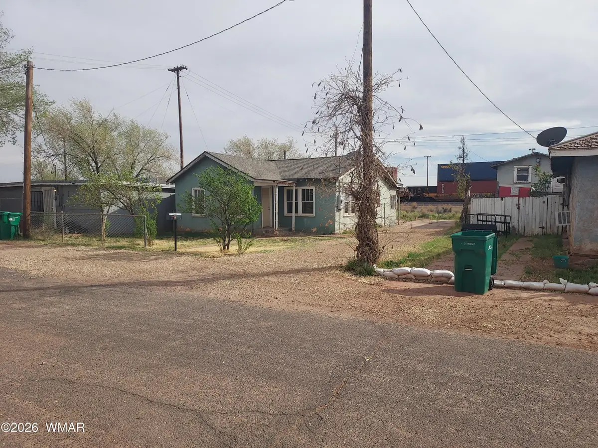 913 W First Street, Winslow, AZ 86047 - #1