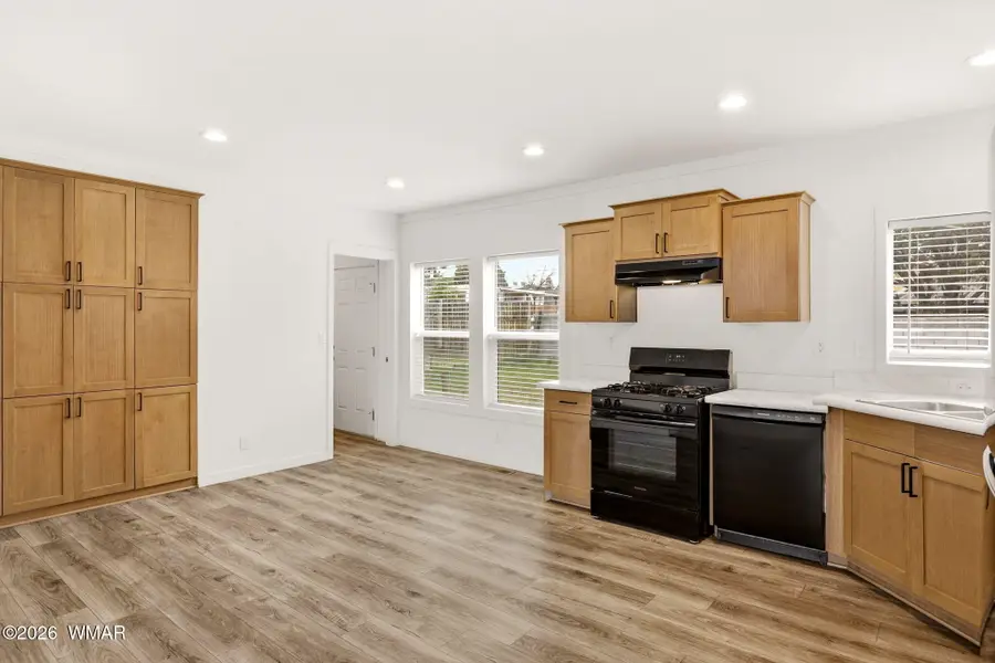 280 N 2nd Drive, Show Low, AZ 85901 - #3