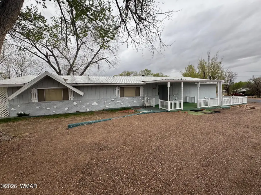 285 W 4th, Saint Johns, AZ 85936 - #2
