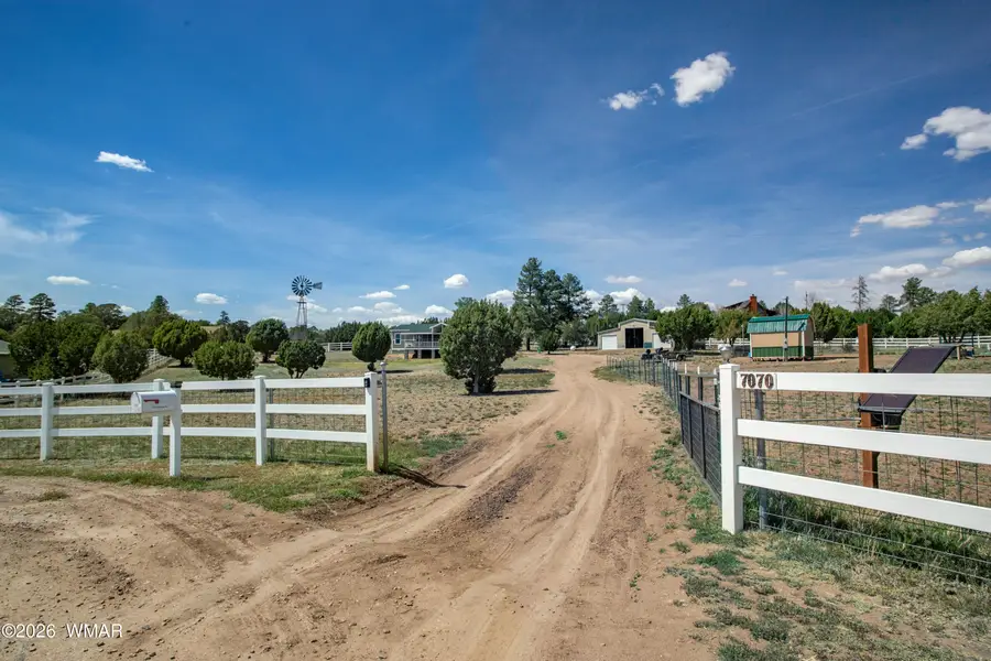 7070 White Gate Way, Show Low, AZ 85901 - #2