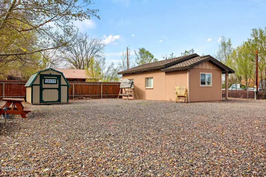 135 W 4th Avenue, Eagar, AZ 85925 - #2