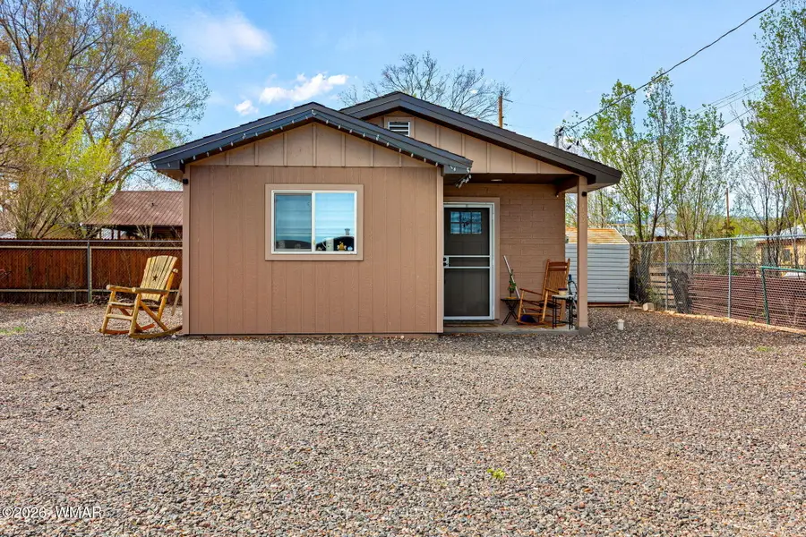 135 W 4th Avenue, Eagar, AZ 85925 - #3