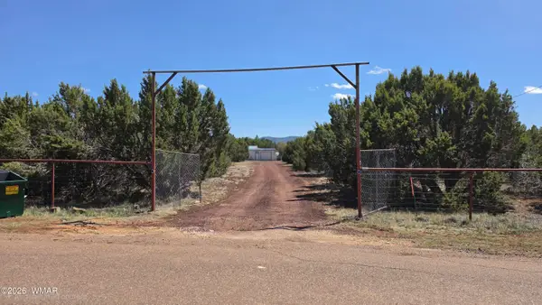 968 Vernon County Road, Vernon, AZ 85940