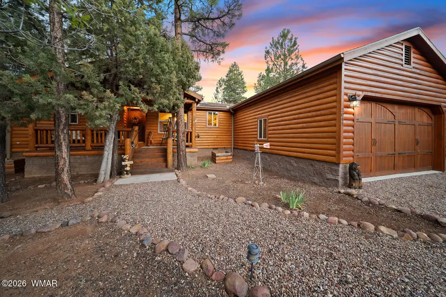 2041 W Pine Grove Drive, Show Low, AZ 85901 - #2