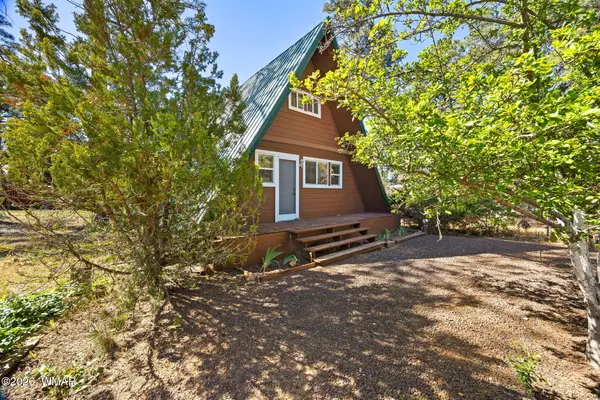 3355 Rim Lakes Drive, Overgaard, AZ 85933