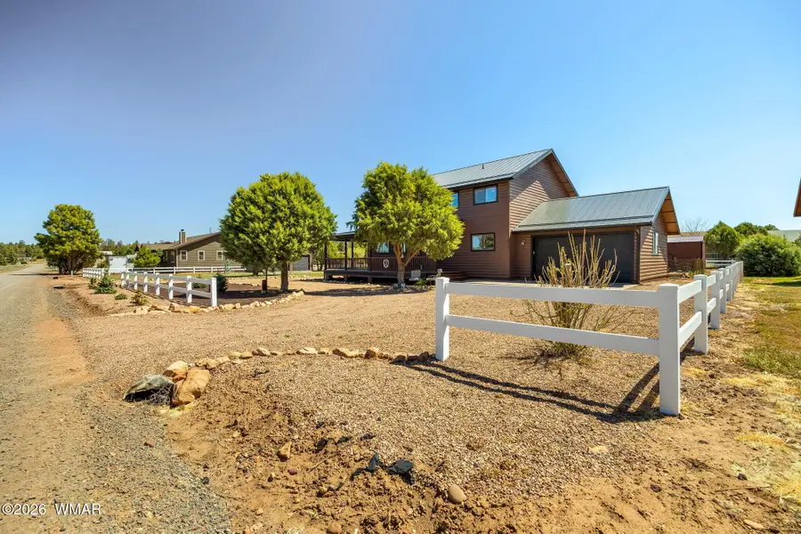 2757 Sunflower Drive, Overgaard, AZ 85933 - #3