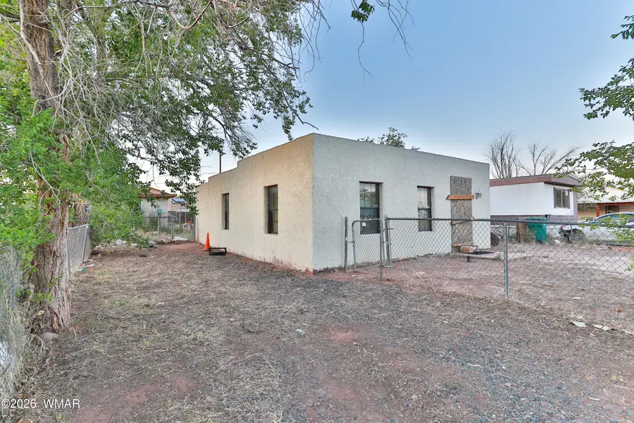 136 E Florida Street, Holbrook, AZ 86025 - #3