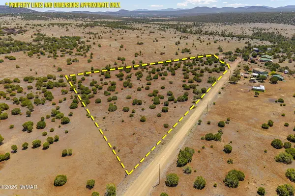 10 Co Road, Vernon, AZ 85940