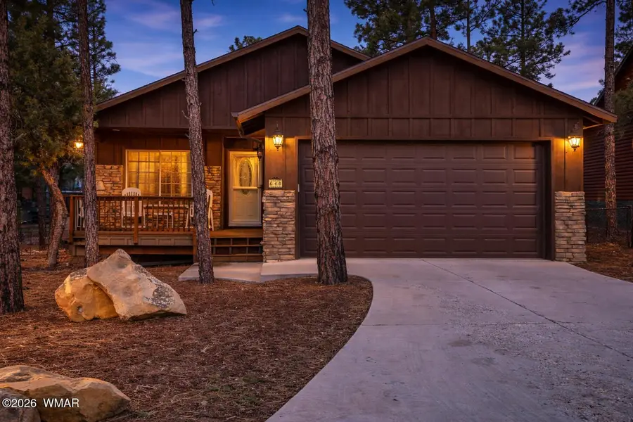 640 S Mountain Pines Avenue, Show Low, AZ 85901 - #2