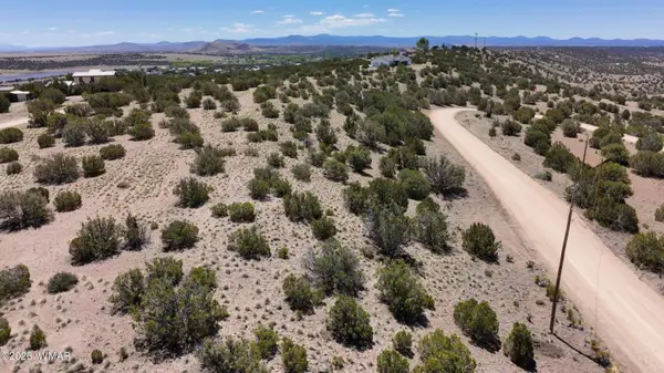 3 County Road, Concho, AZ 85924