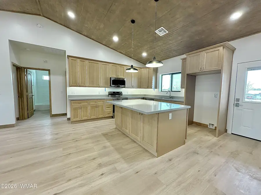 2202 Page Drive, Overgaard, AZ 85933 - #3