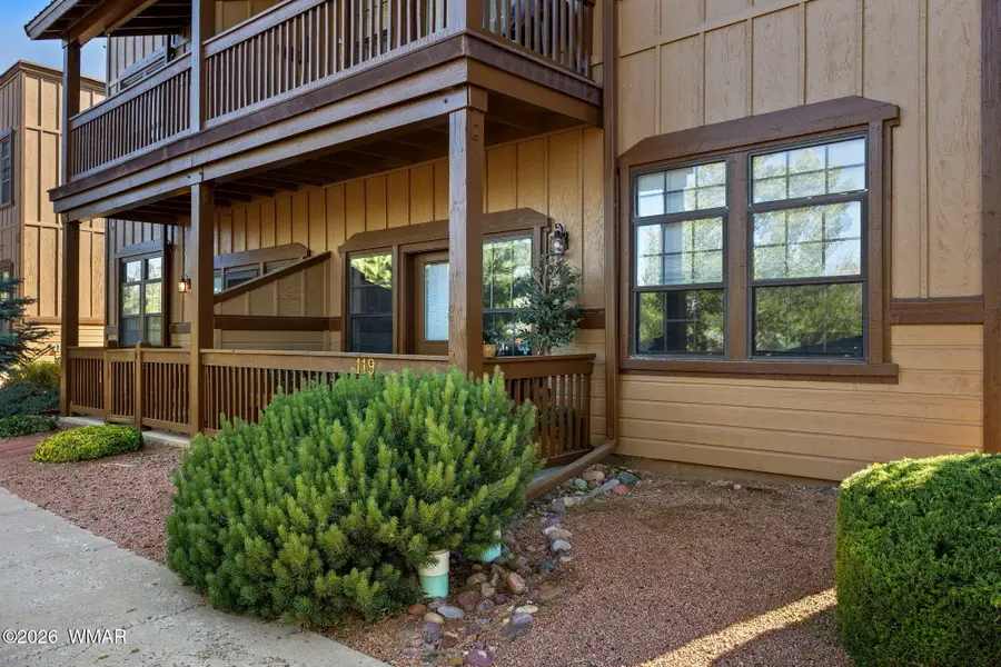 2415 Quarter Horse Trail, Overgaard, AZ 85933 - #2