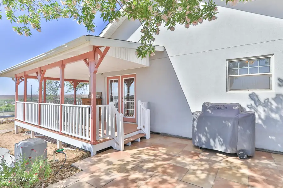 102 Crestview Road, Holbrook, AZ 86025 - #3