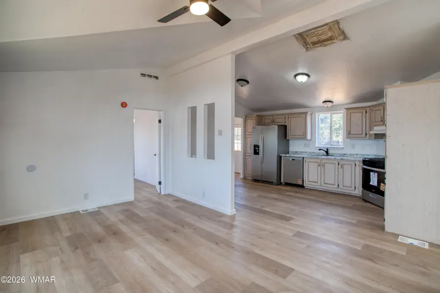 8495 Canyon Drive, Show Low, AZ 85901 - #2