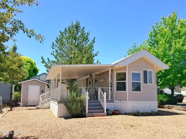2215 Old Crooks Trail, Overgaard, AZ 85933
