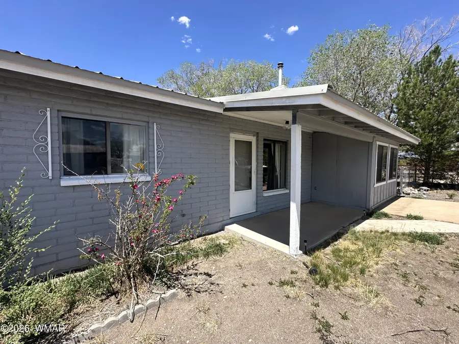 134 W 3rd Place, Eagar, AZ 85925 - #2