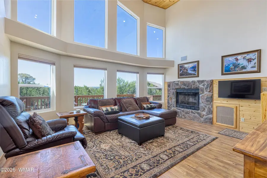 2287 Thunderbird Way, Overgaard, AZ 85933 - #2
