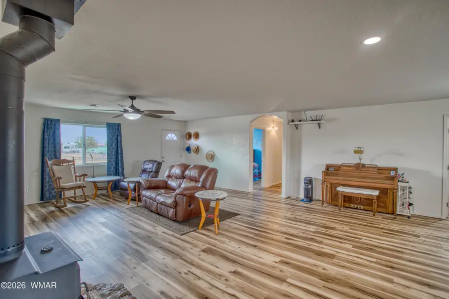 2587 Elk Run Loop, Show Low, AZ 85901 - #2