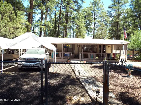 2220 W Whipple Street, Show Low, AZ 85901