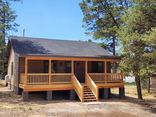2053 Thousand Pines Drive, Overgaard, AZ 85933