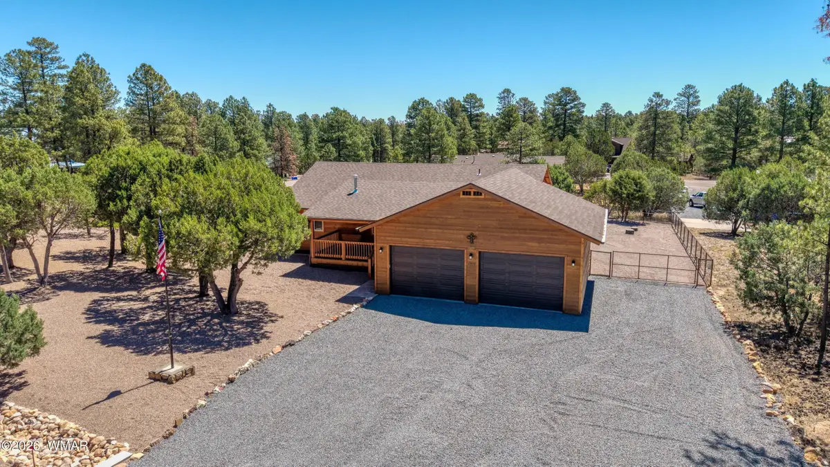 2979 Arrowhead Drive, Overgaard, AZ 85933 - #1