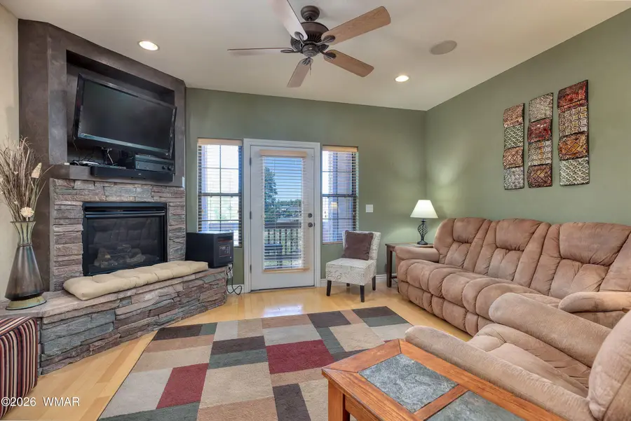 93 E White Mountain Blvd, Pinetop, AZ 85935 - #2
