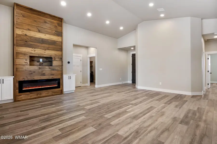 561 S Rock Ridge Drive, Show Low, AZ 85901 - #3