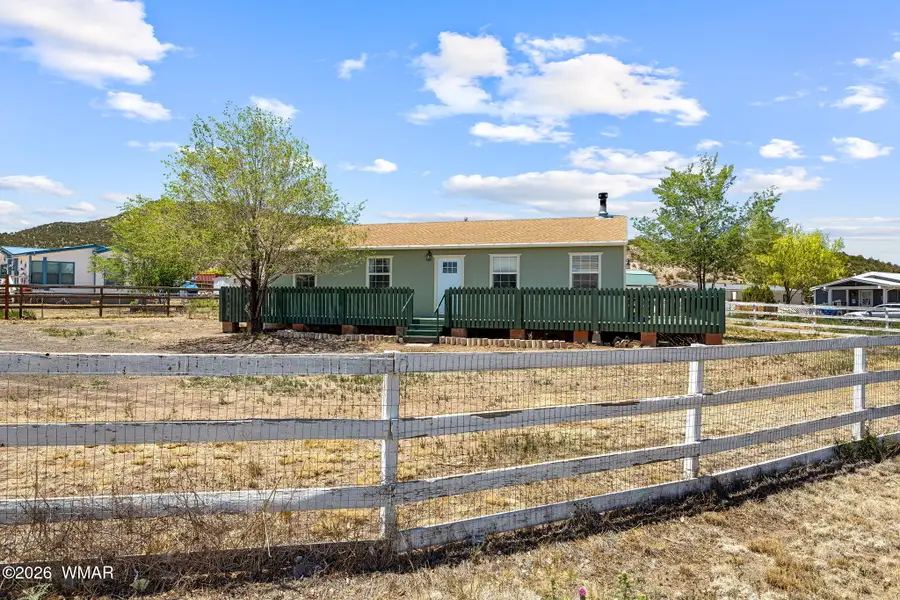 1825 E Aztec Avenue, Eagar, AZ 85925 - #2